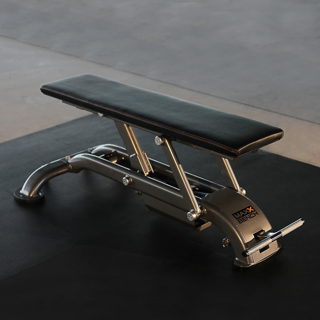 MAXX BENCH Flat Bench with Wheel Set